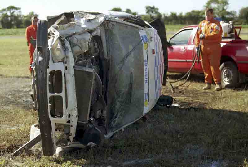  BurntOut BMW Endurance race burned out BMW at Sear corner 